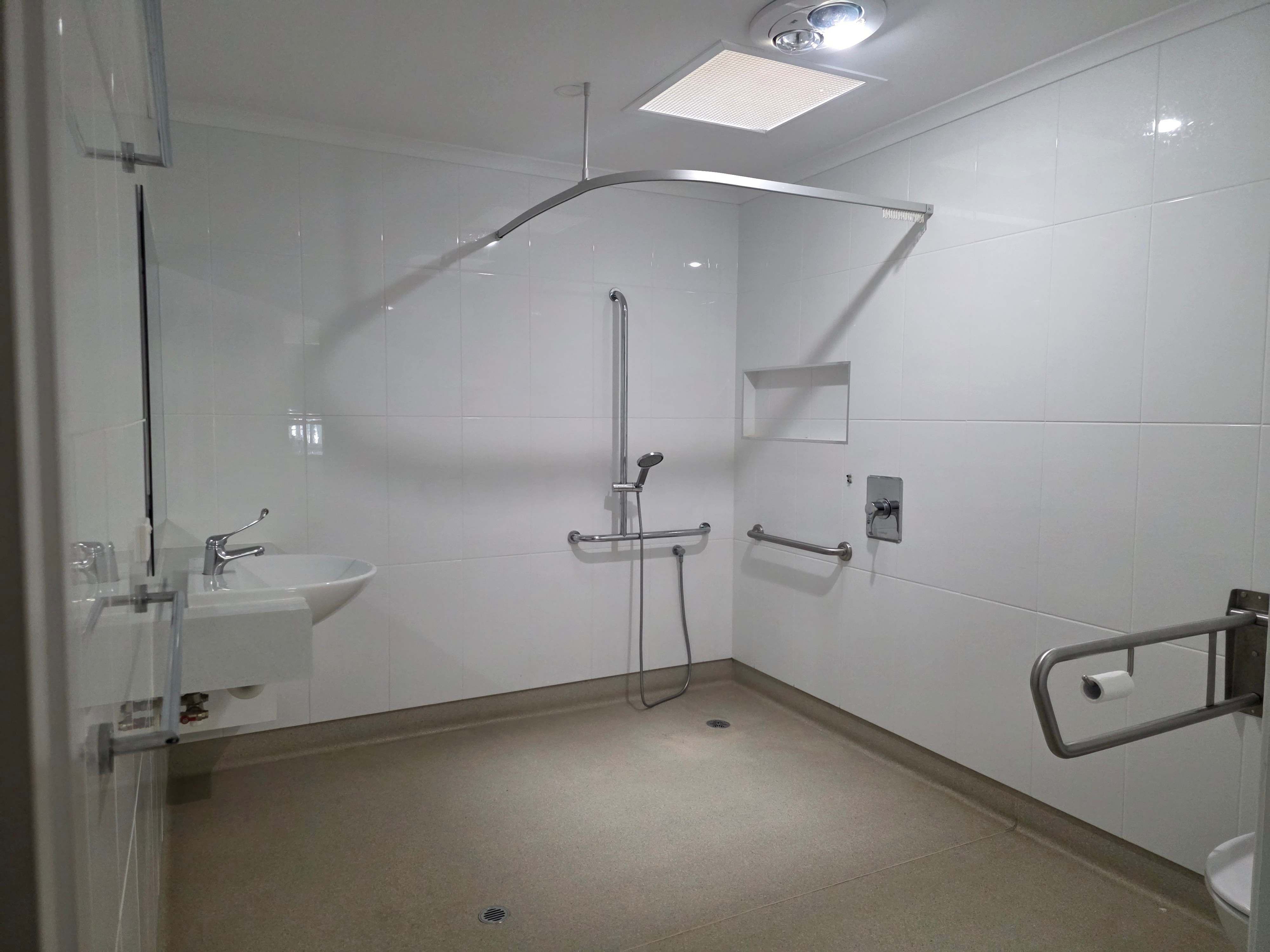 An image of the bathroom