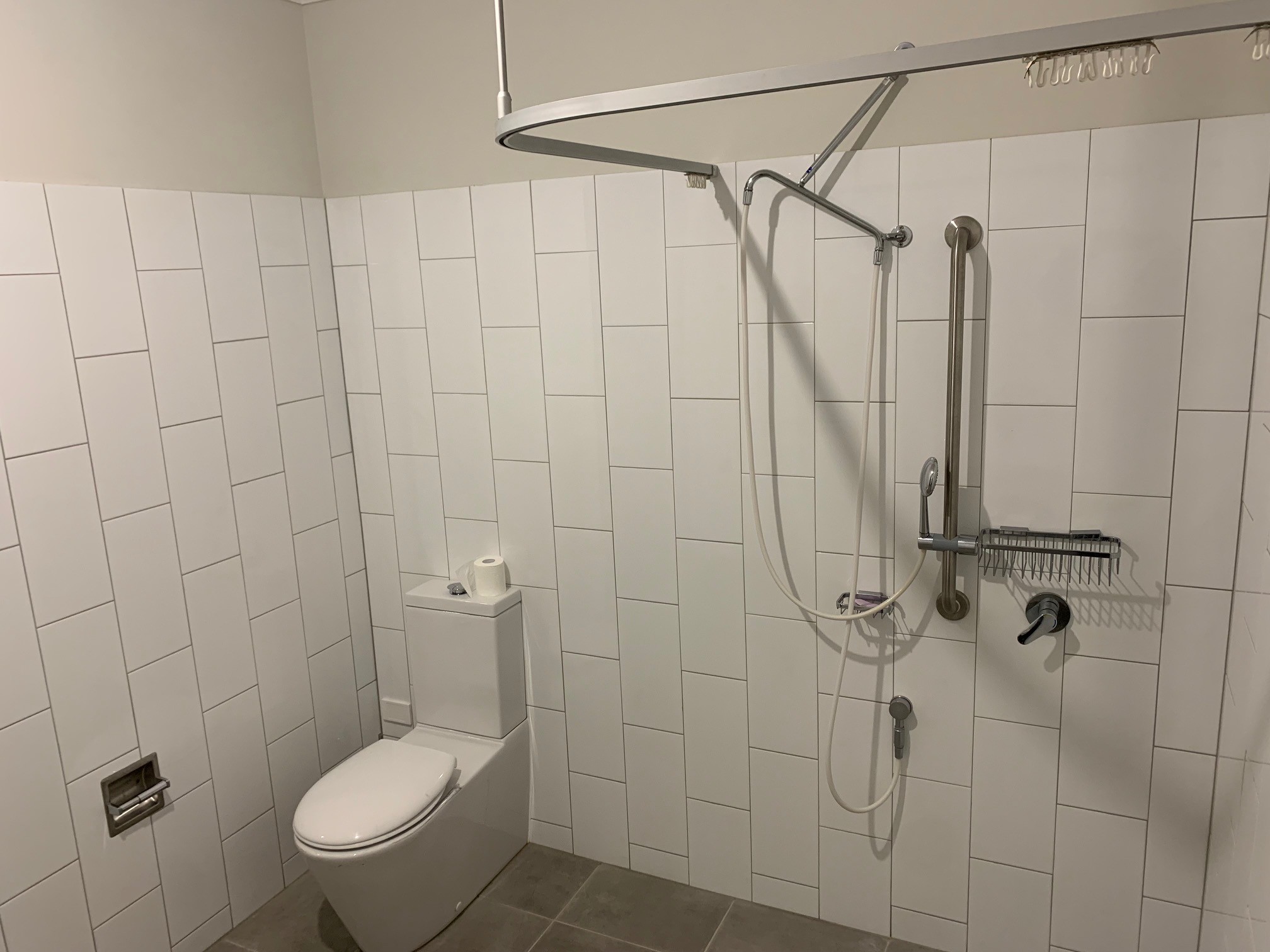 Another image of the ensuite