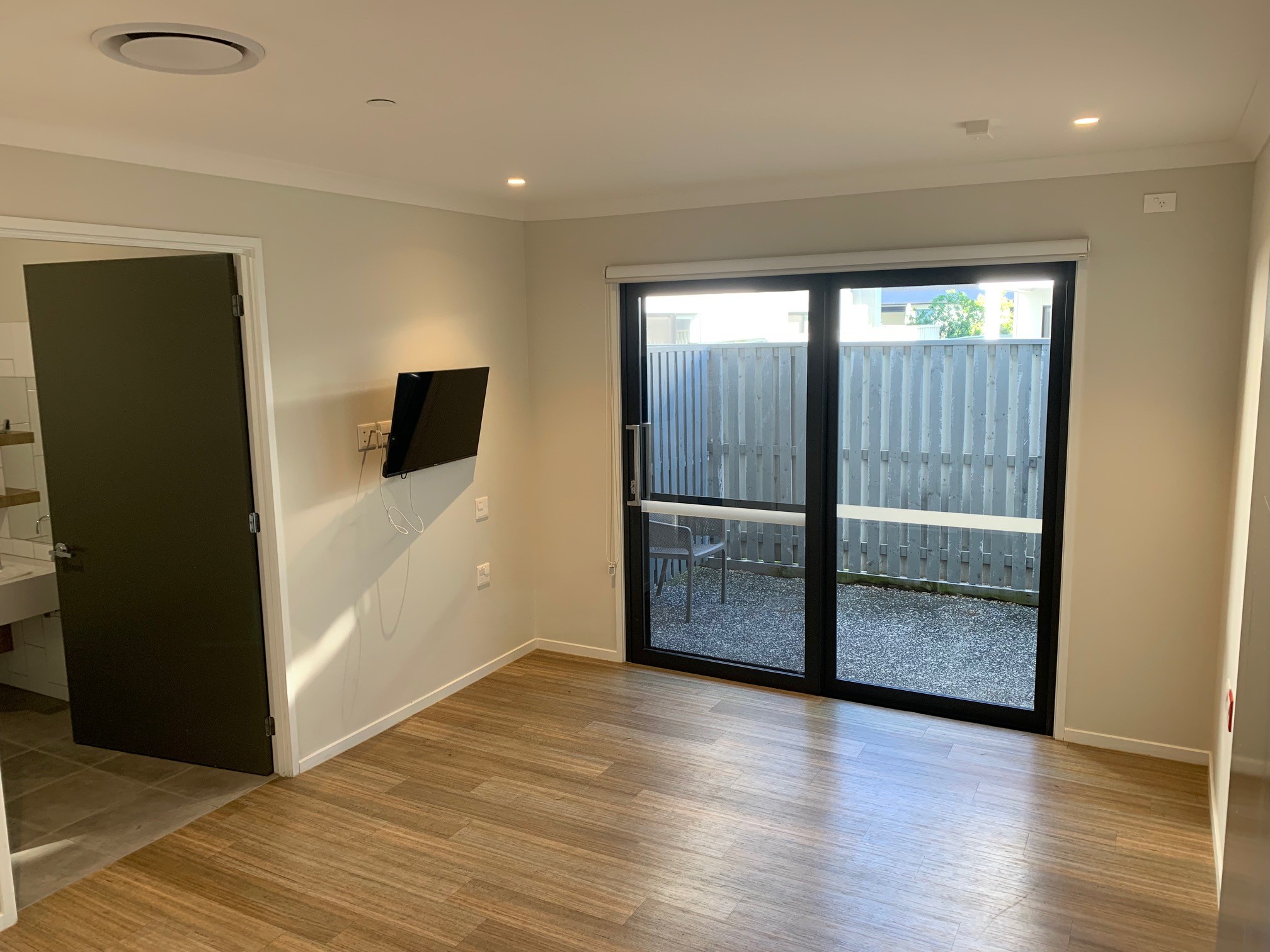 An image showing another view of the room